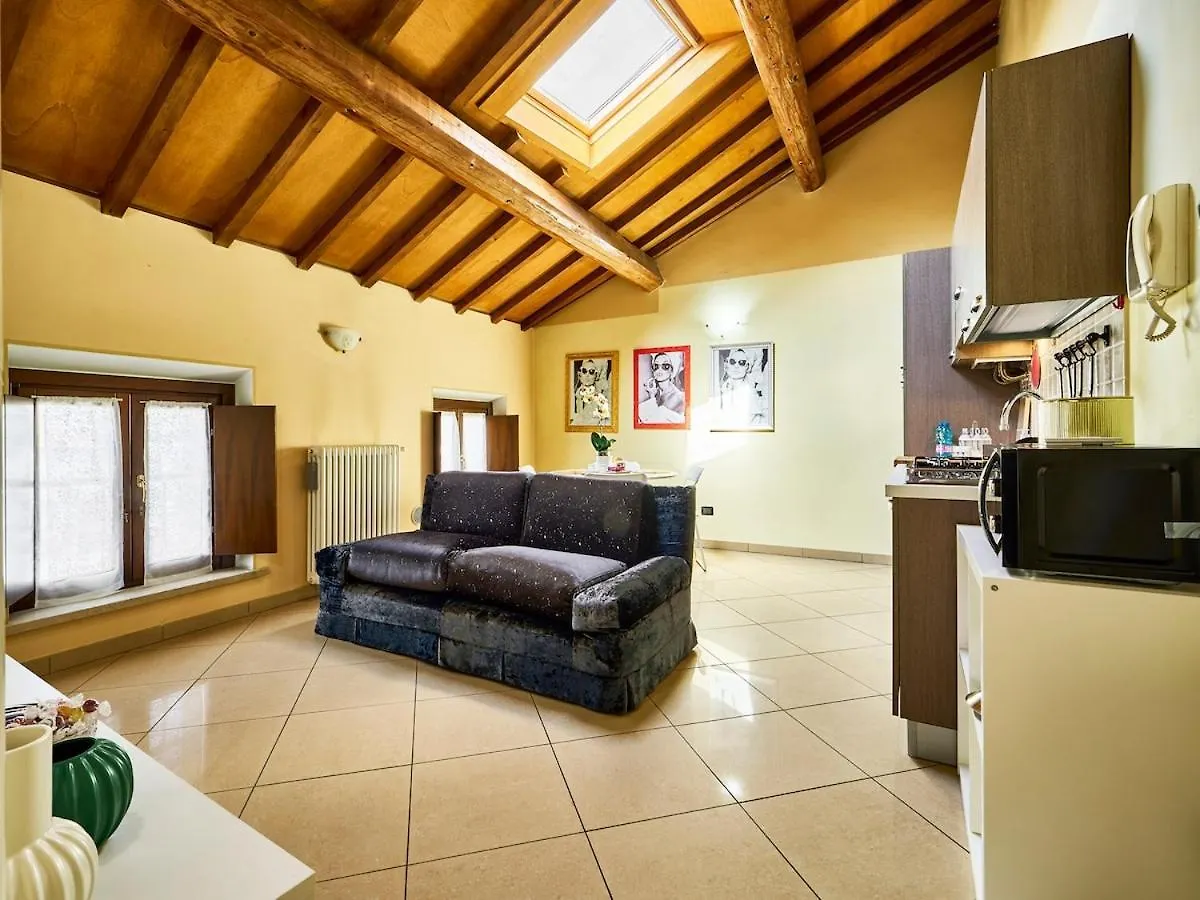 Small Luxury A Due Passi Dal Centro カザルマッジョーレ 0*,  イタリア